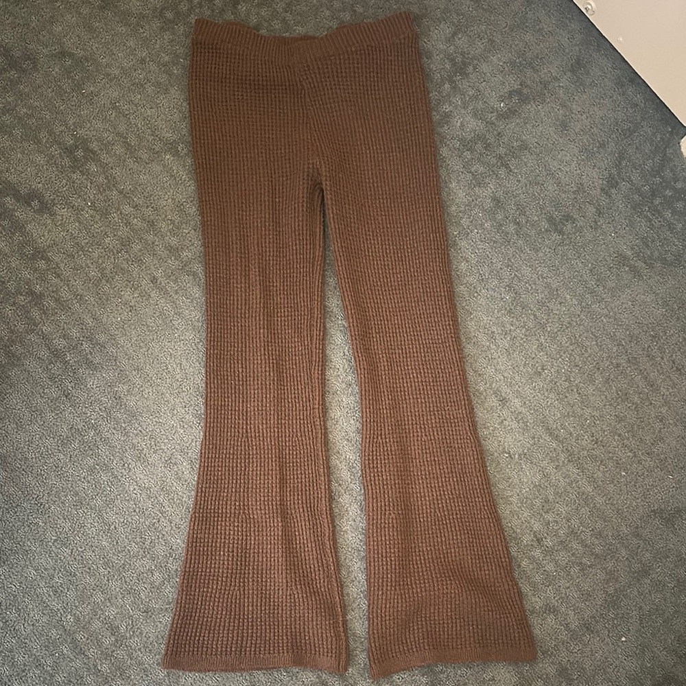 Chic Brown Knit Flare Trousers